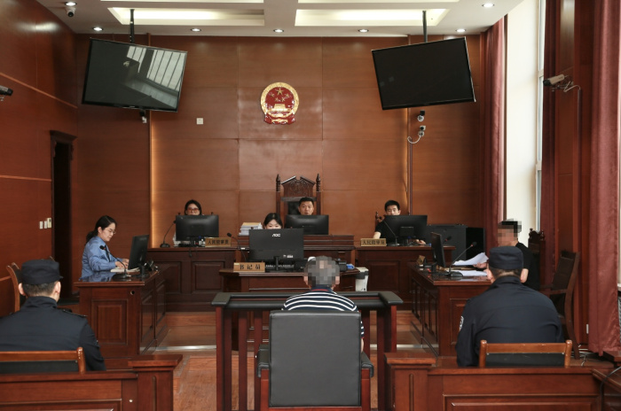 �����챨���о����ǡ�������  �����̷����ܲ�ִ���о� ʵ�����ˣ�